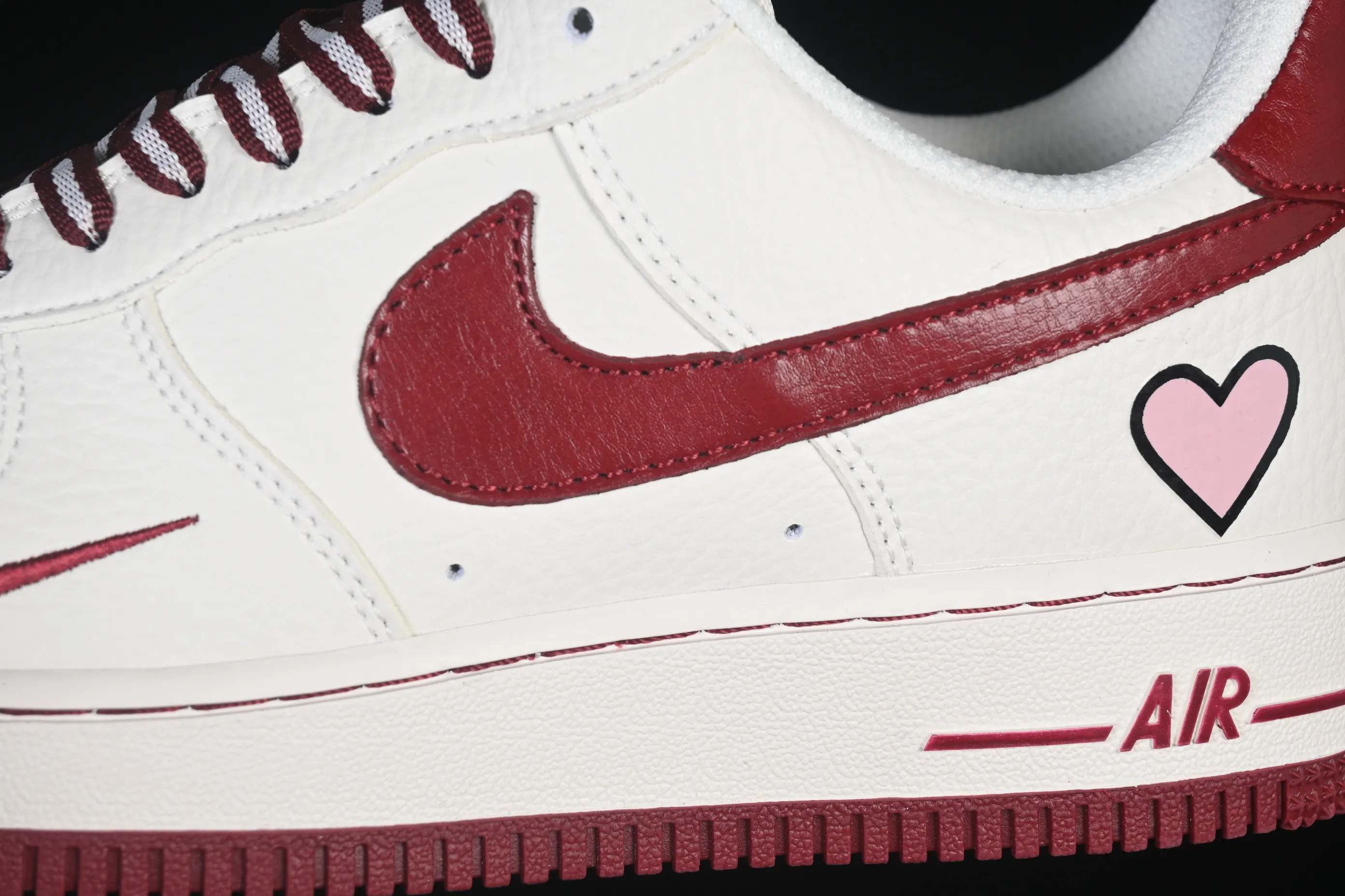 All categories Nk Air Force 1 Air Force series Nk Air Force 1 Low Air Force low-top Nike Air Force 1'07 Low Valentine's Day limited edition Air Force 1 low-top casual sneakers NH0601-539